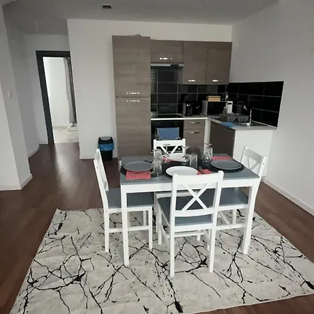 Lionceau 2 Pieces Et Un Grand Sejour Accueille 5 Personnes *